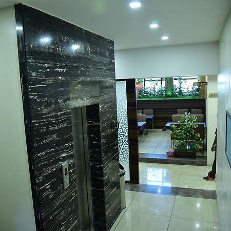 Hotel Ahmedabad Inn Ngoại thất bức ảnh