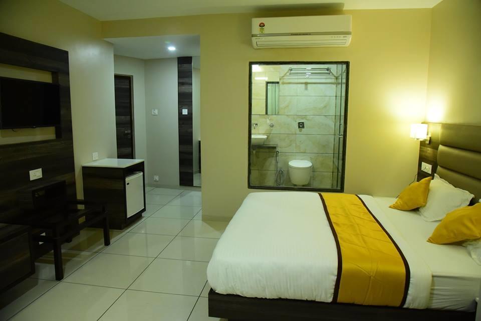 Hotel Ahmedabad Inn Ngoại thất bức ảnh